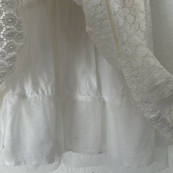 Crazy 8 • Lace Dress - Picture 4 of 5